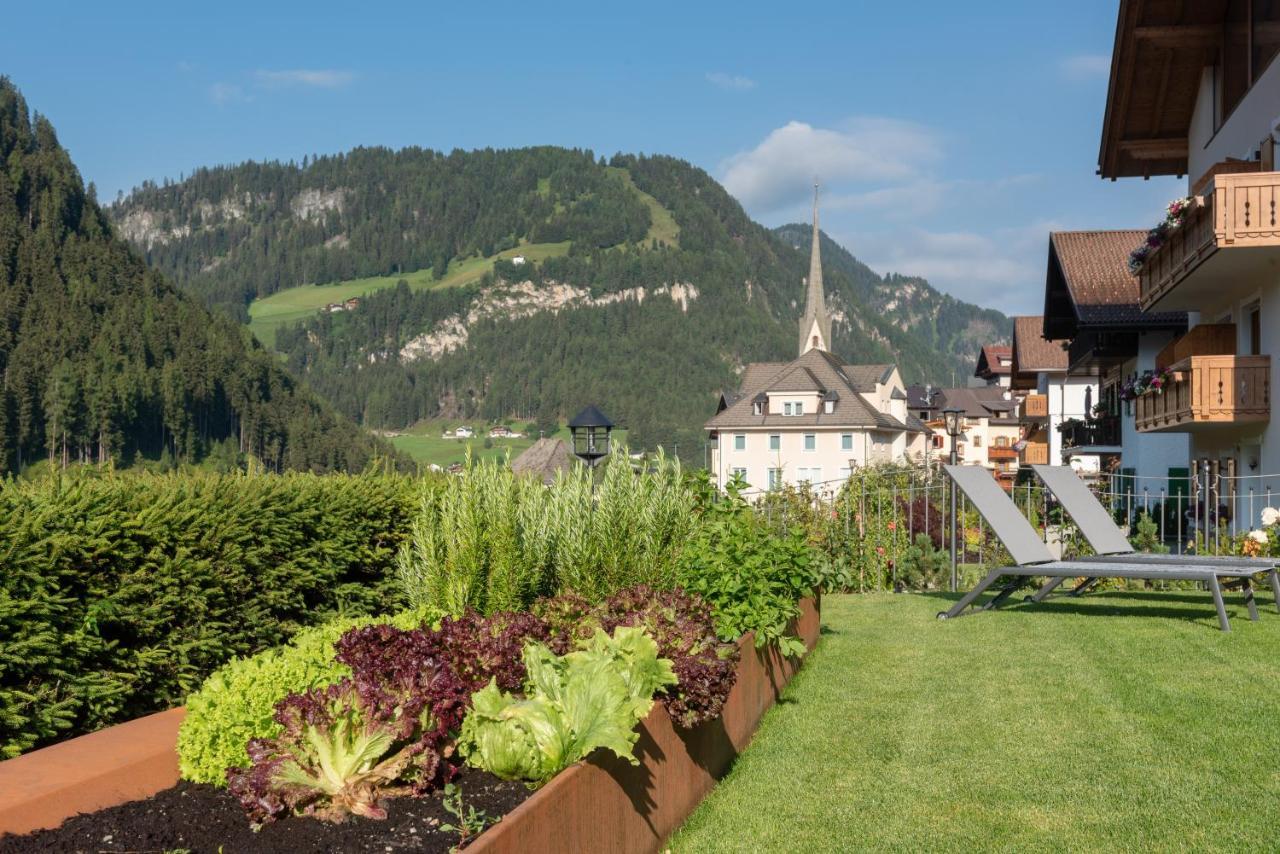 Hotel Vernel Santa Cristina Val Gardena Dış mekan fotoğraf